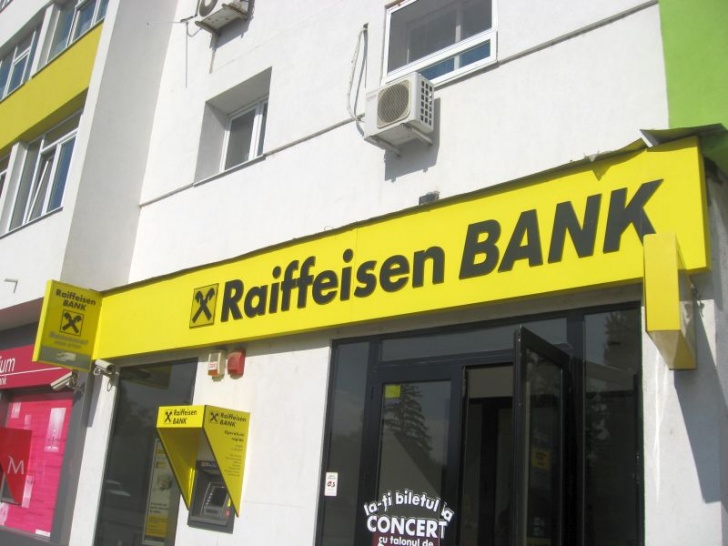 Cum batut joc un client Raiffeisen Bank, luandu-i toti banii de pe cardul de salariu, pentru o poprire, desi doar o treime, conform legii | Ghiseul Bancar